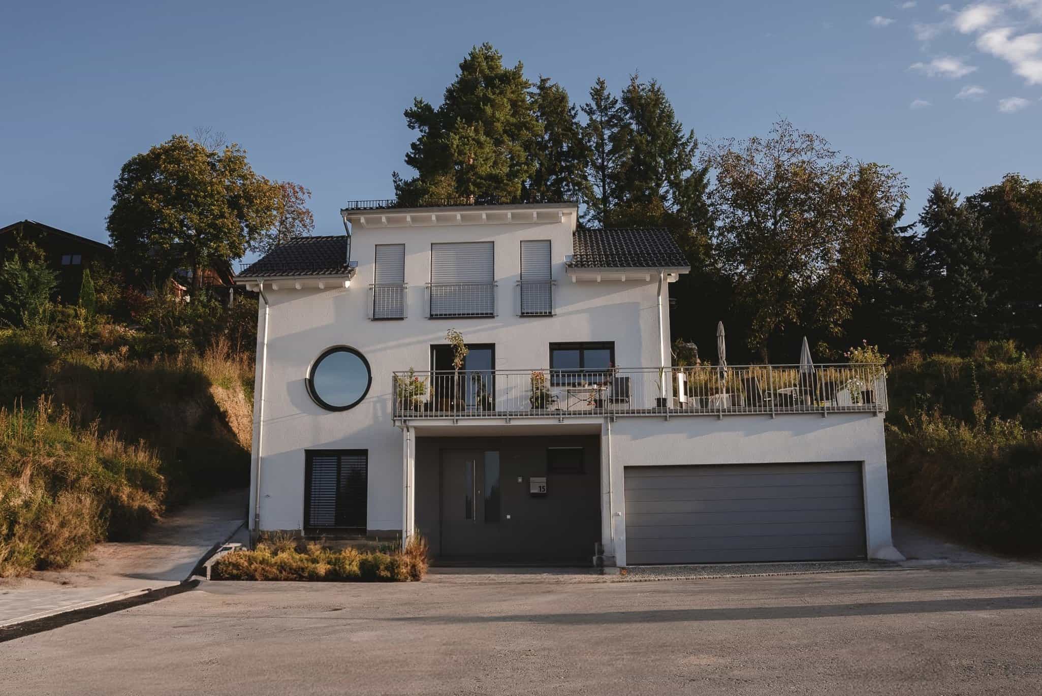 Bild von eines Haus mit Anbau