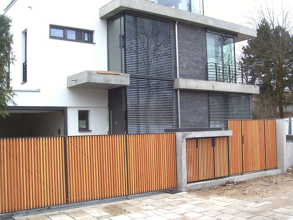 Zaun bzw. Sichtschutz aus Douglasie