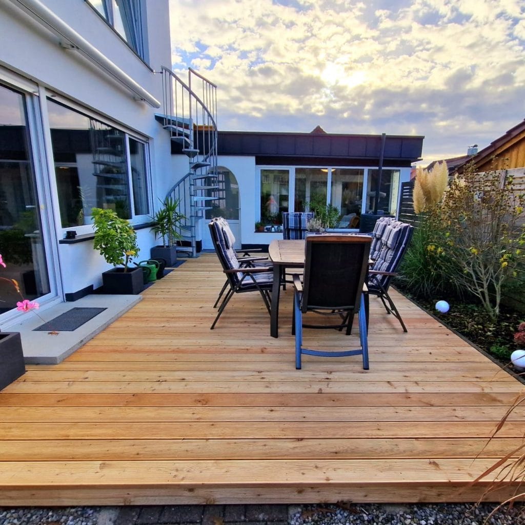 Terrasse aus Lärche